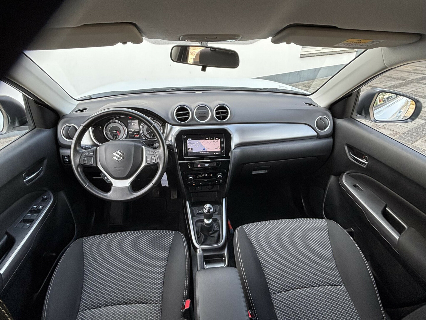 Suzuki-Vitara-11